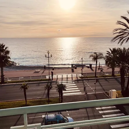 2 Avec Terrasse Vue Sur La Apartman *