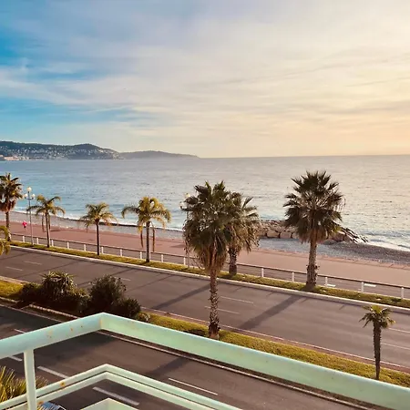 Apartman 2 Avec Terrasse Vue Sur La Nizza